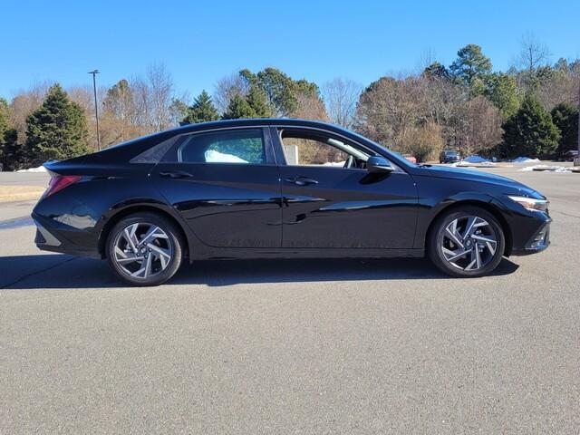 used 2025 Hyundai Elantra car, priced at $22,985