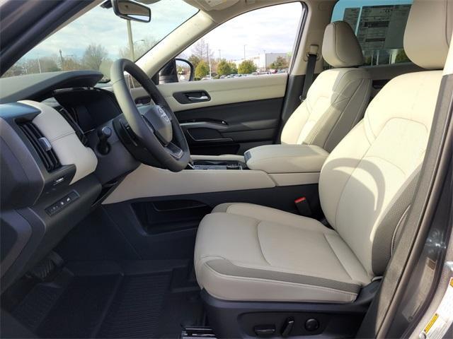 new 2026 Nissan Pathfinder car, priced at $41,312
