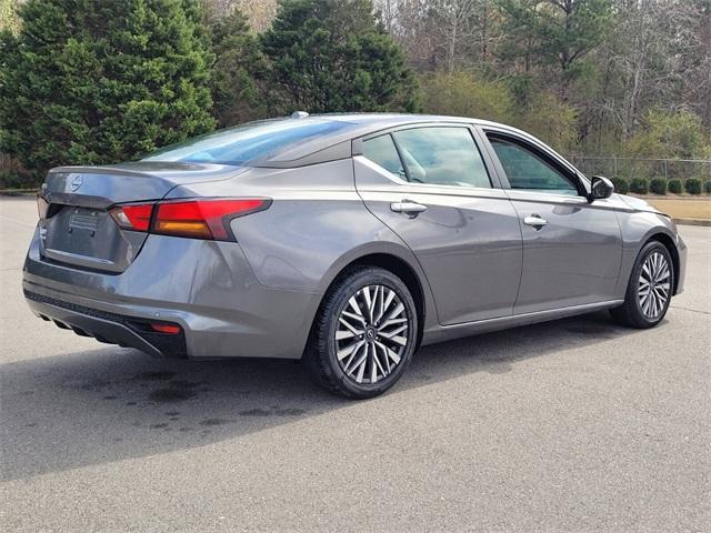 used 2025 Nissan Altima car, priced at $20,985