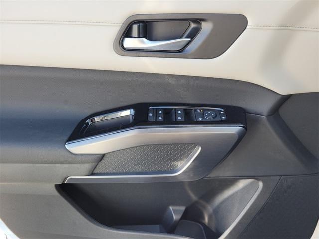 new 2026 Nissan Pathfinder car, priced at $44,988