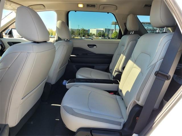 new 2026 Nissan Pathfinder car, priced at $44,988