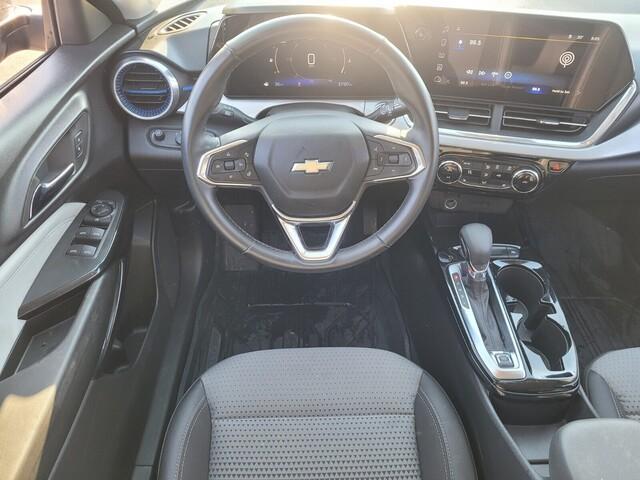 used 2024 Chevrolet Trax car, priced at $19,985