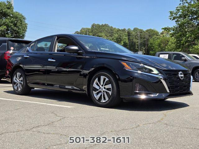 used 2025 Nissan Altima car, priced at $22,820