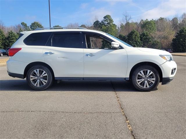 used 2019 Nissan Pathfinder car, priced at $13,000