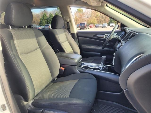 used 2019 Nissan Pathfinder car, priced at $13,000