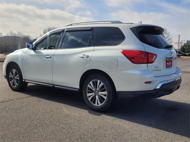 used 2019 Nissan Pathfinder car, priced at $13,000