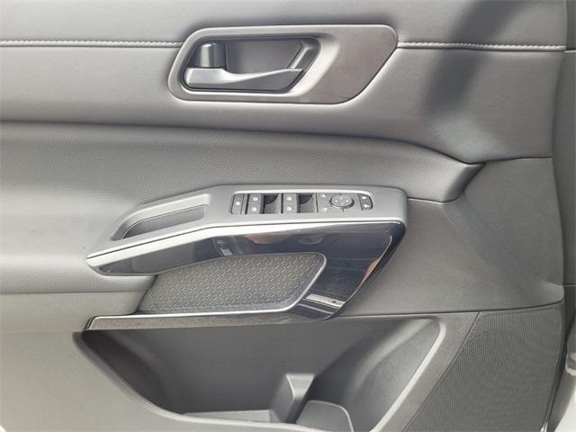 new 2026 Nissan Pathfinder car, priced at $38,936