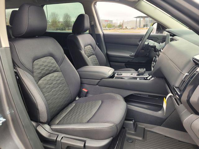 new 2026 Nissan Pathfinder car, priced at $38,136