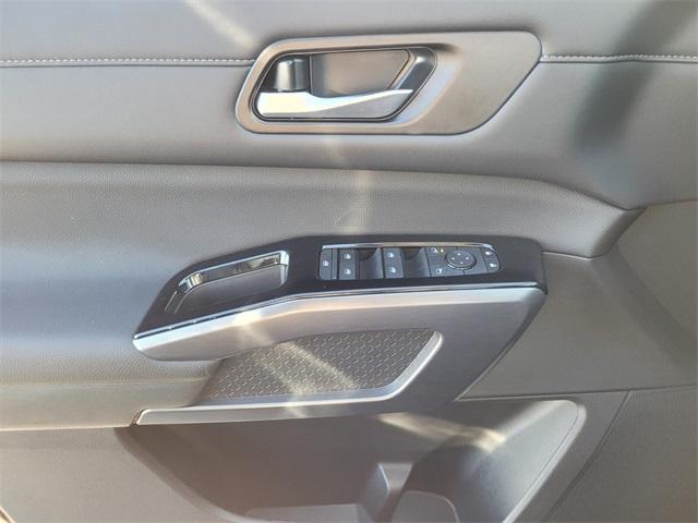 new 2026 Nissan Pathfinder car, priced at $44,502