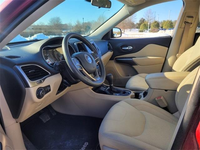 used 2019 Jeep Cherokee car, priced at $15,791