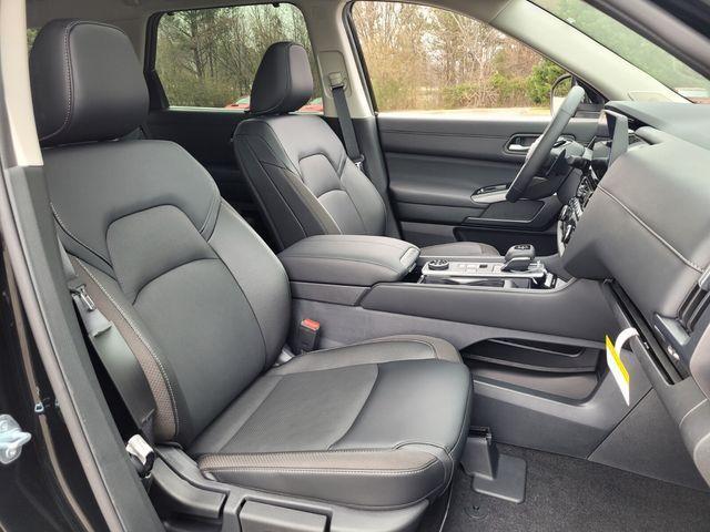 new 2026 Nissan Pathfinder car, priced at $43,783
