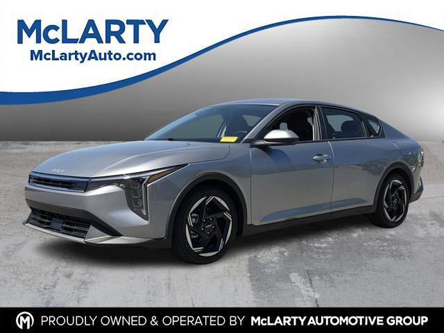 used 2025 Kia K4 car, priced at $23,160