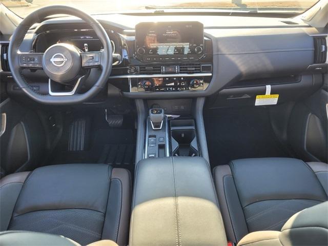 new 2025 Nissan Pathfinder car, priced at $46,762