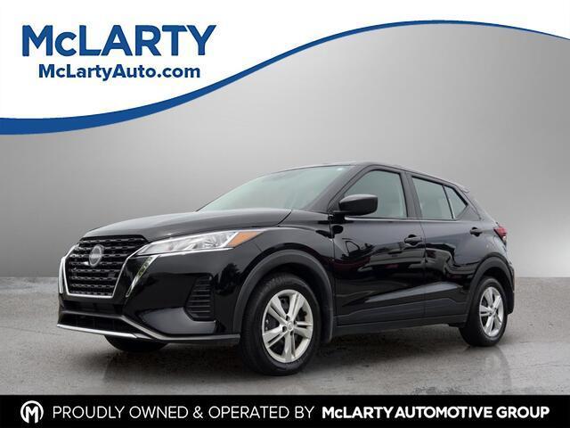 used 2025 Nissan Kicks Play car, priced at $20,745