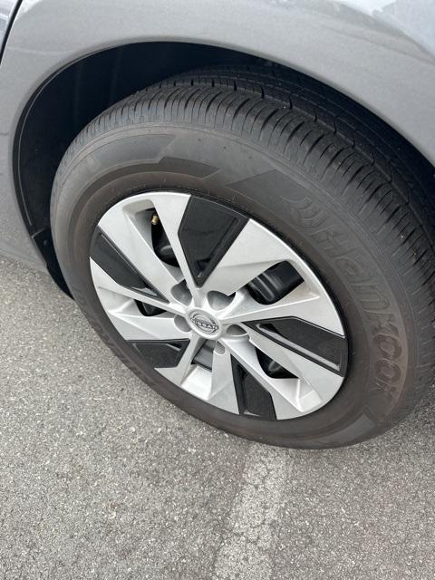 used 2025 Nissan Altima car, priced at $23,320