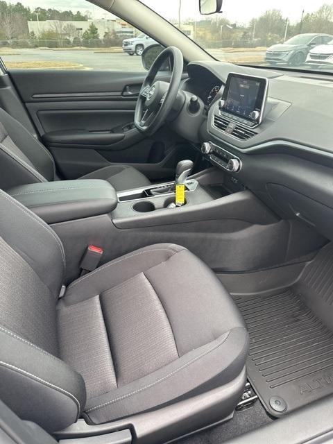 used 2025 Nissan Altima car, priced at $23,320