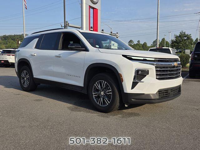 used 2024 Chevrolet Traverse car, priced at $32,804