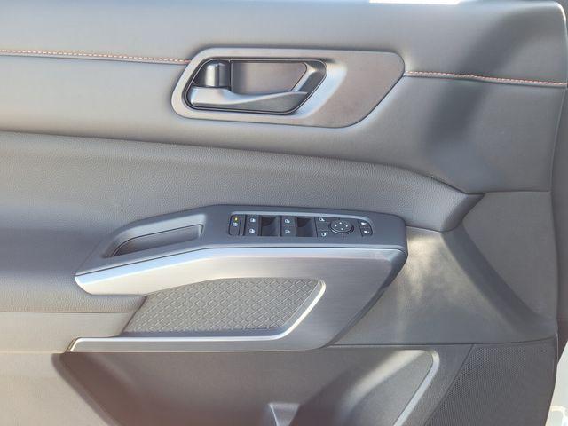 new 2026 Nissan Pathfinder car, priced at $43,437