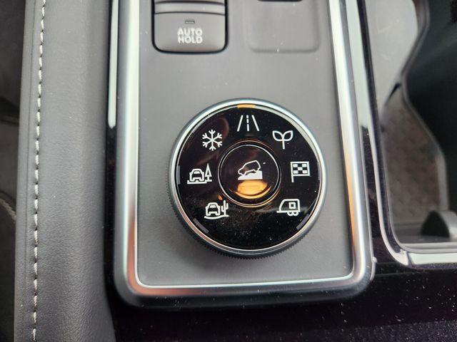 new 2026 Nissan Pathfinder car, priced at $39,837
