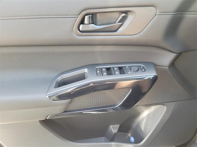 new 2026 Nissan Pathfinder car, priced at $38,936