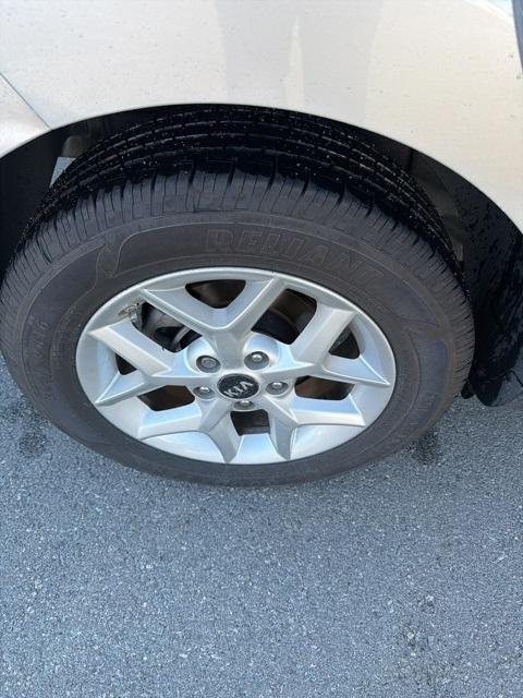 used 2021 Kia Soul car, priced at $14,285