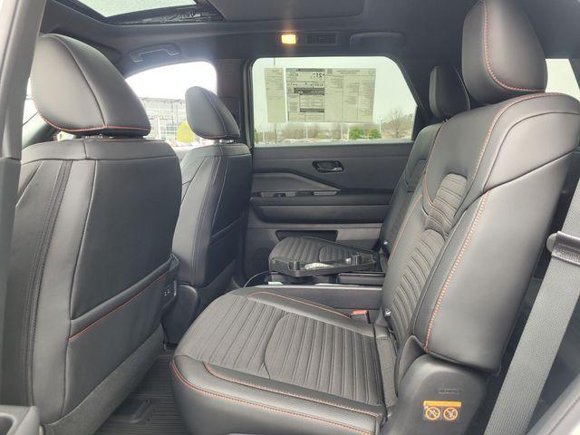 new 2026 Nissan Pathfinder car, priced at $43,437