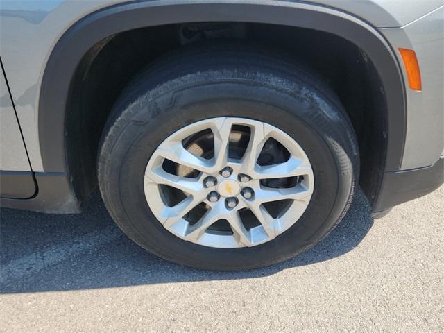 used 2023 Chevrolet Traverse car, priced at $19,800