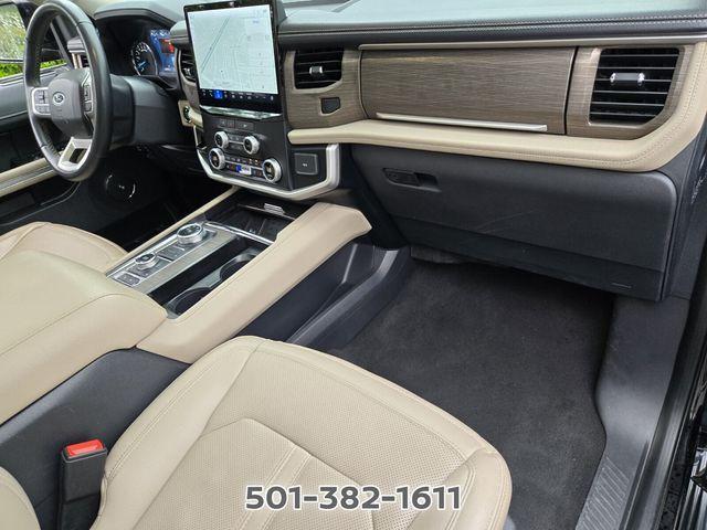 used 2024 Ford Expedition car, priced at $43,225