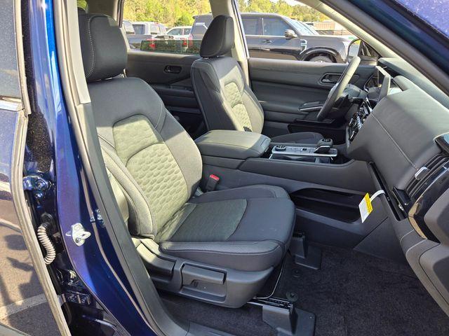 new 2026 Nissan Pathfinder car, priced at $39,837