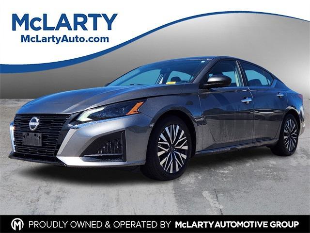 used 2025 Nissan Altima car, priced at $20,985