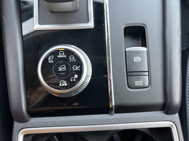 used 2024 Mitsubishi Outlander car, priced at $25,990