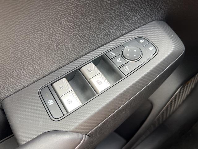 new 2025 Mitsubishi Outlander car, priced at $40,215