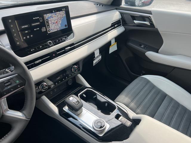 new 2025 Mitsubishi Outlander car, priced at $38,030