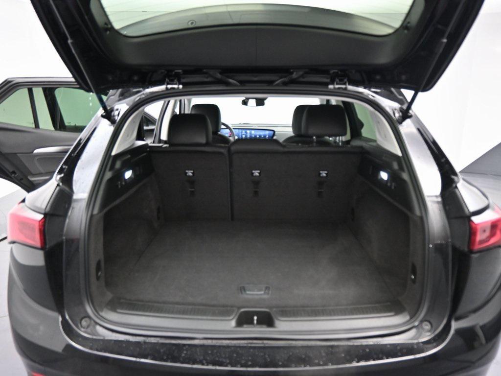 used 2025 Buick Envision car, priced at $28,990