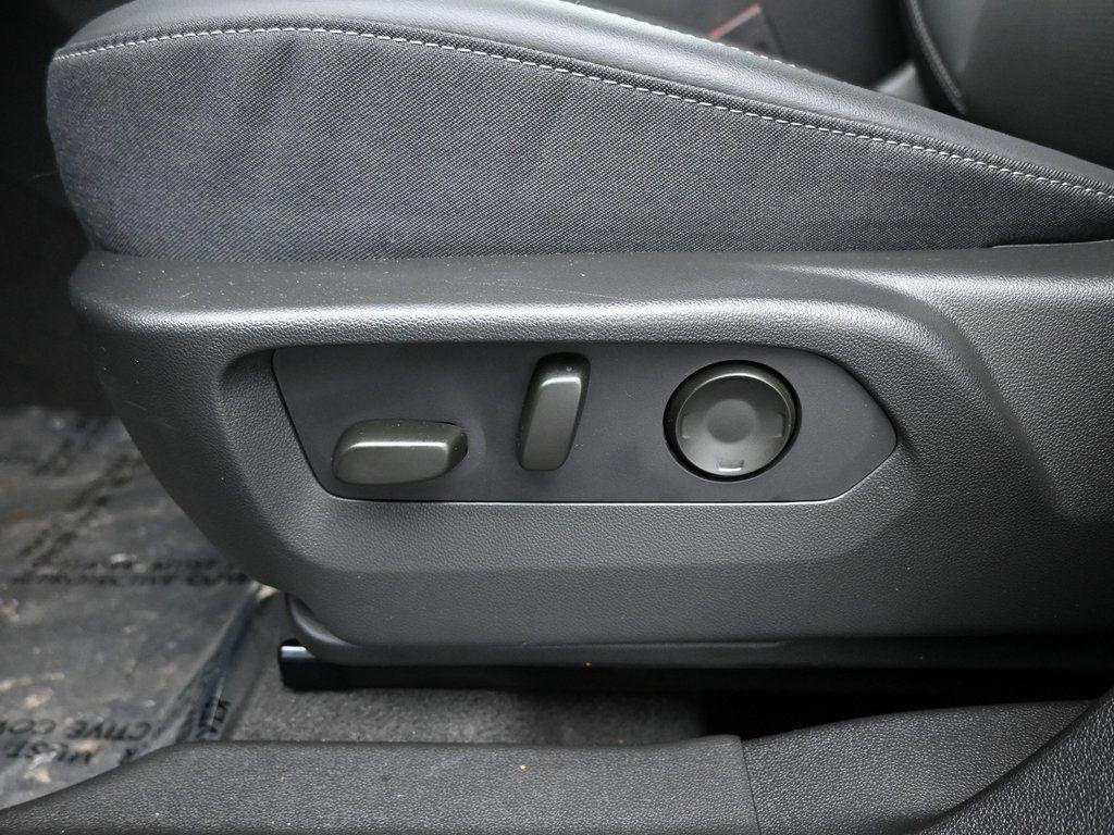 used 2025 Buick Envision car, priced at $28,490