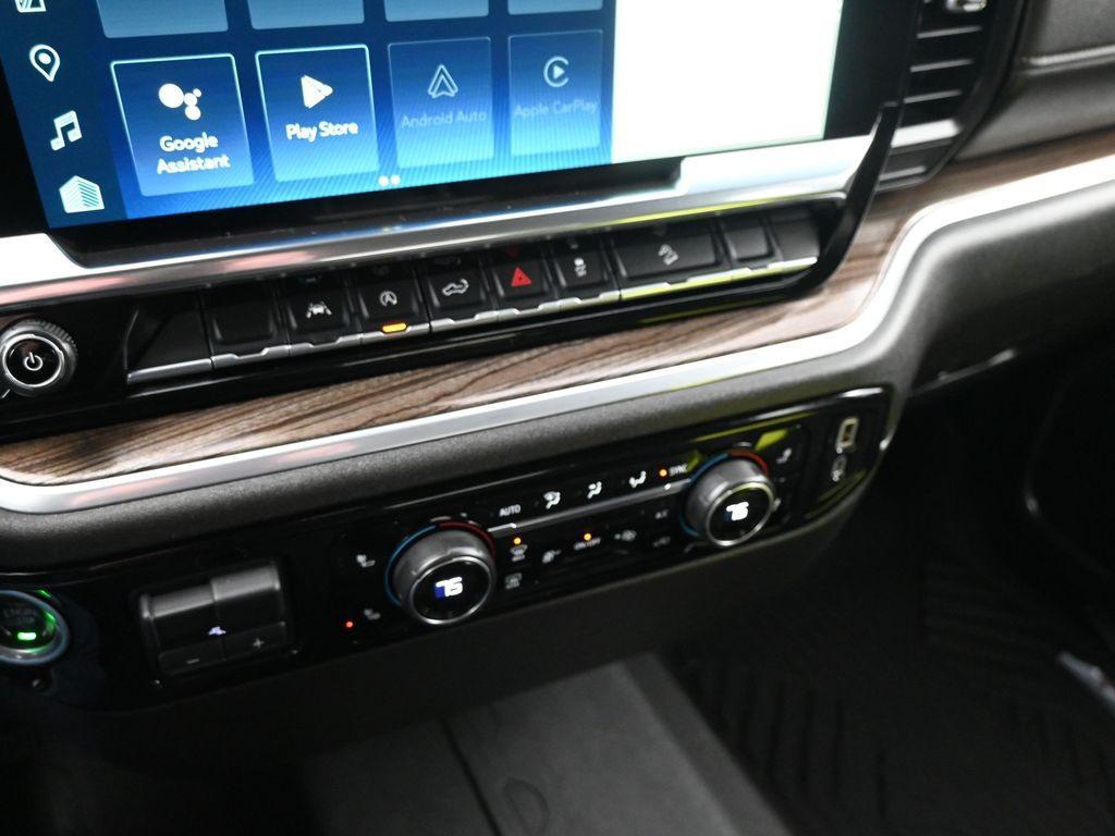 used 2022 Chevrolet Silverado 1500 car, priced at $33,990