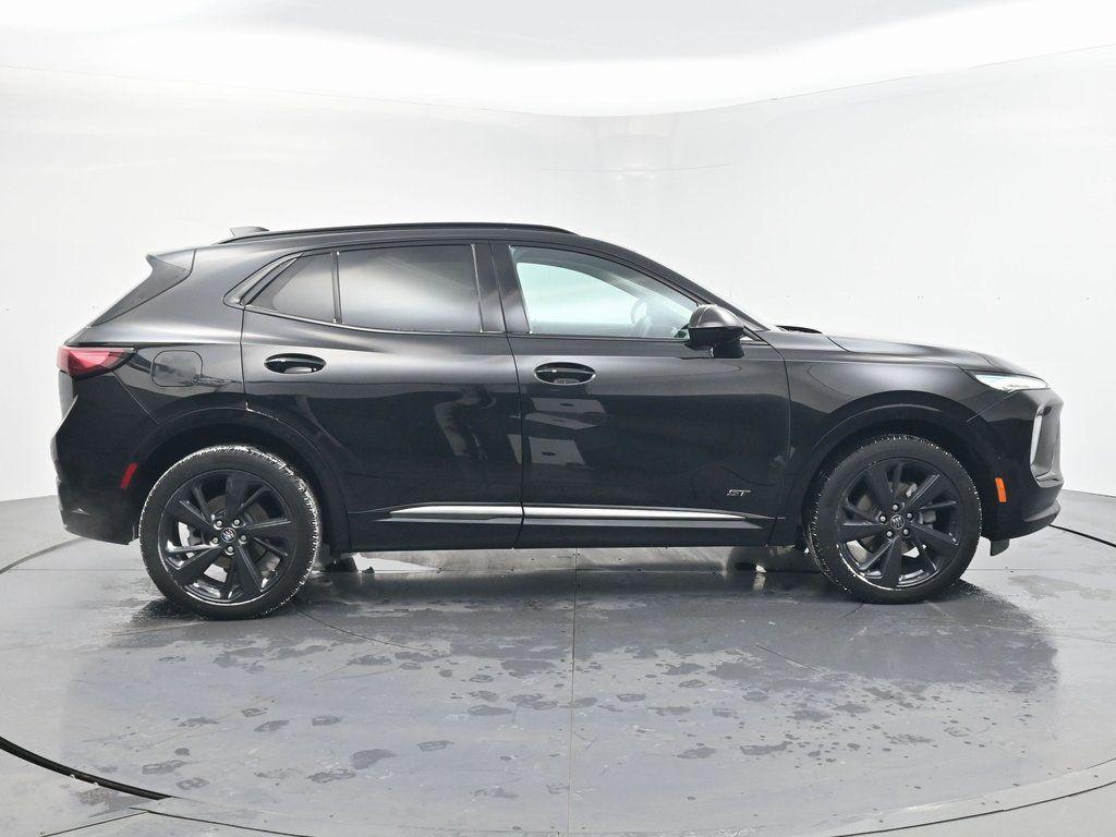 used 2025 Buick Envision car, priced at $29,990