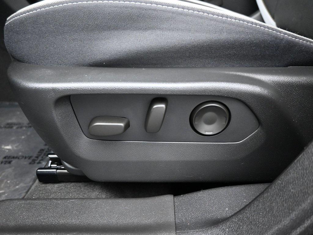 used 2025 Buick Envision car, priced at $30,990