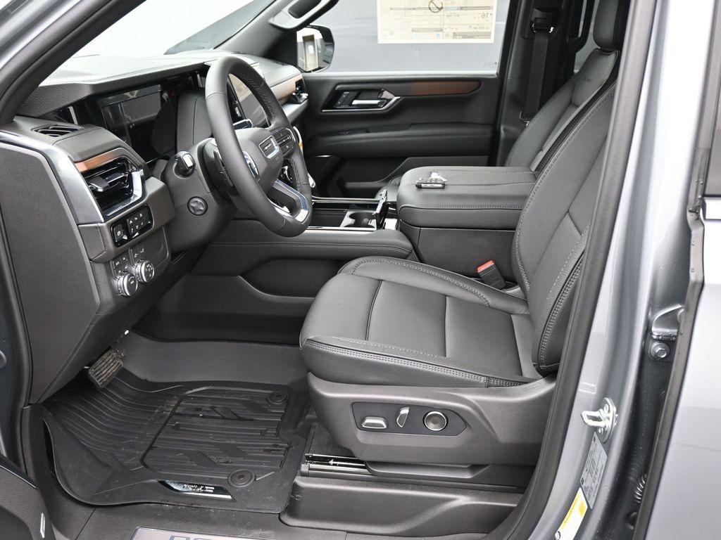 new 2026 GMC Yukon XL car, priced at $93,525