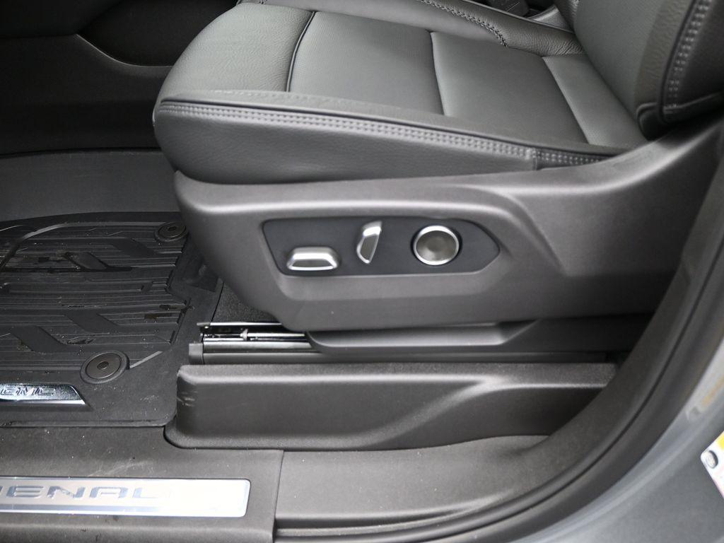 new 2026 GMC Yukon XL car, priced at $93,525