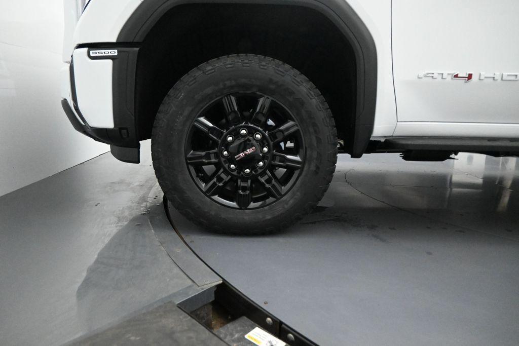 new 2026 GMC Sierra 3500 car, priced at $86,175