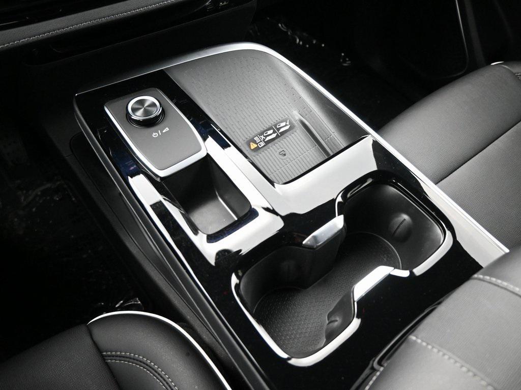 used 2025 Buick Enclave car, priced at $36,990