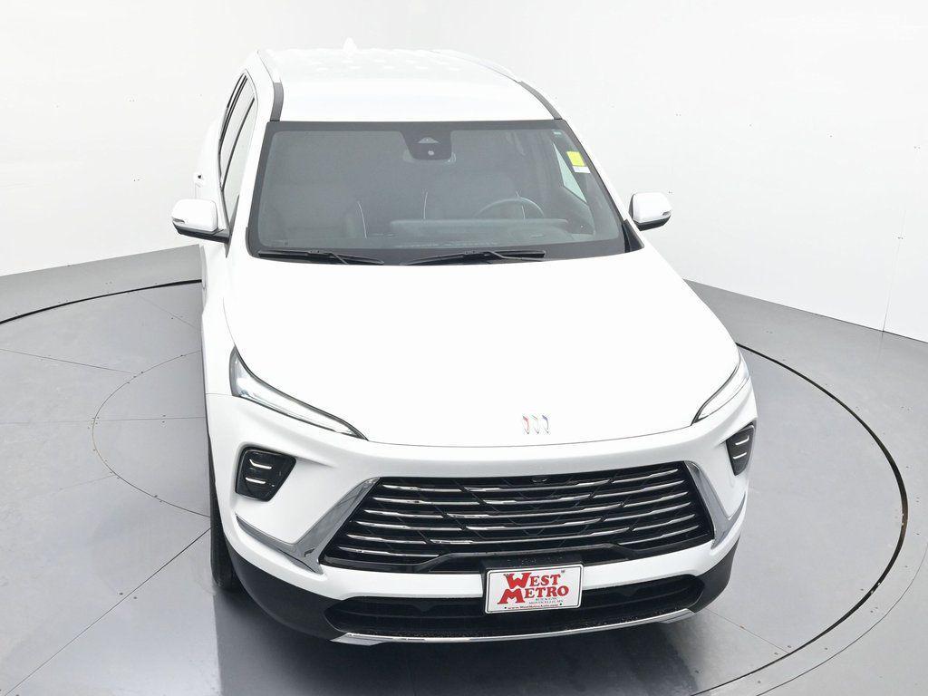 used 2025 Buick Enclave car, priced at $36,990