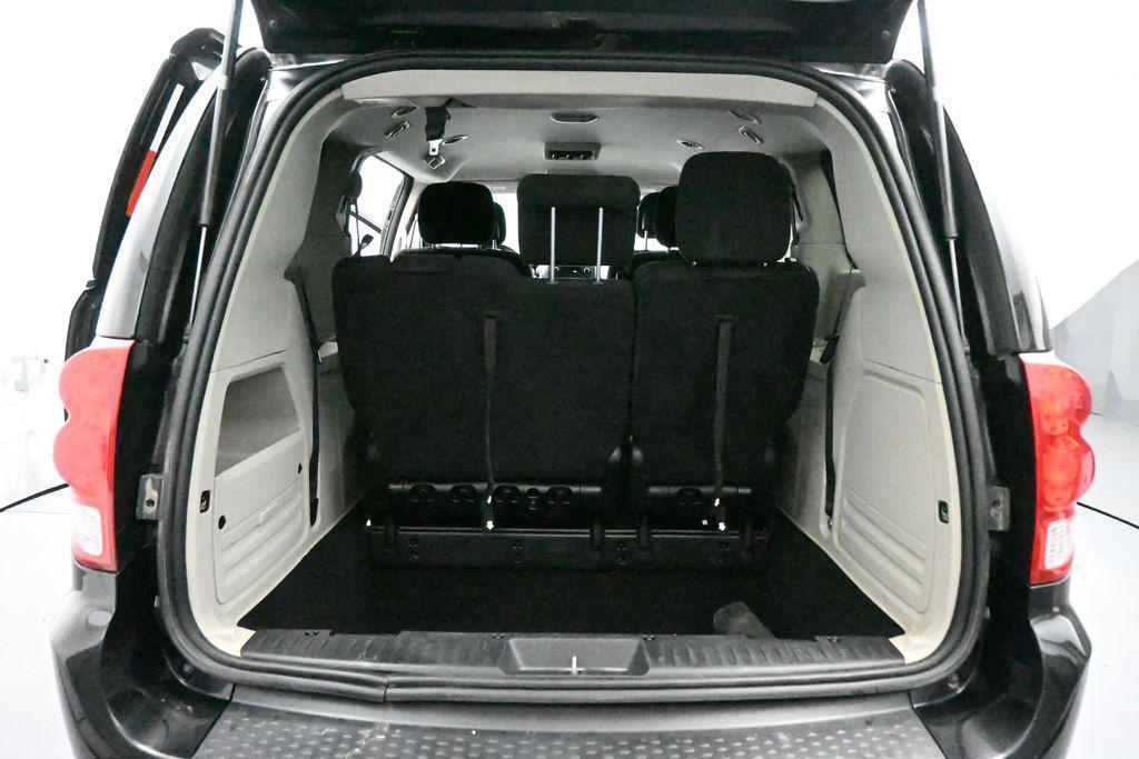 used 2014 Dodge Grand Caravan car