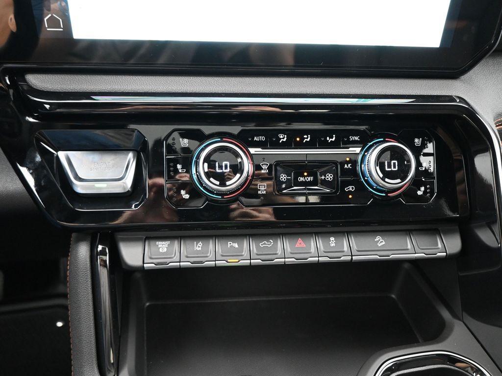 new 2025 GMC Sierra 3500 car, priced at $81,485