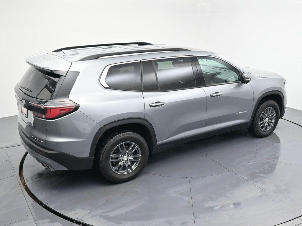 used 2025 GMC Acadia car, priced at $32,990