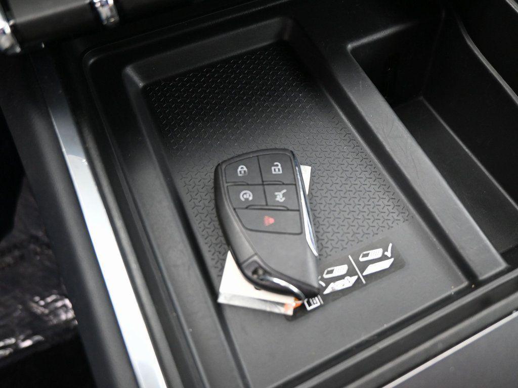 used 2025 GMC Acadia car, priced at $33,990