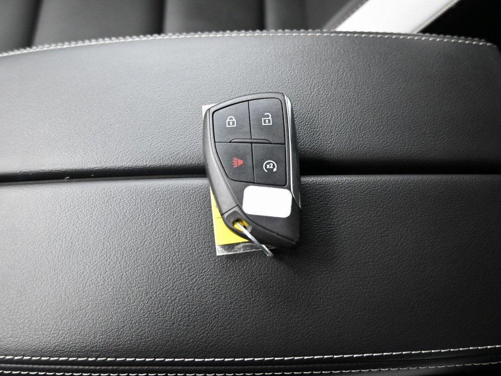 used 2025 Buick Envision car, priced at $30,490