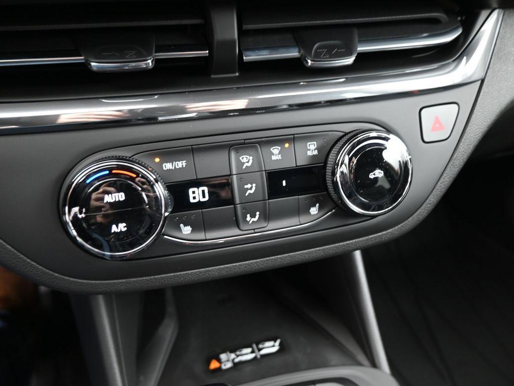 new 2026 Buick Envista car, priced at $28,370