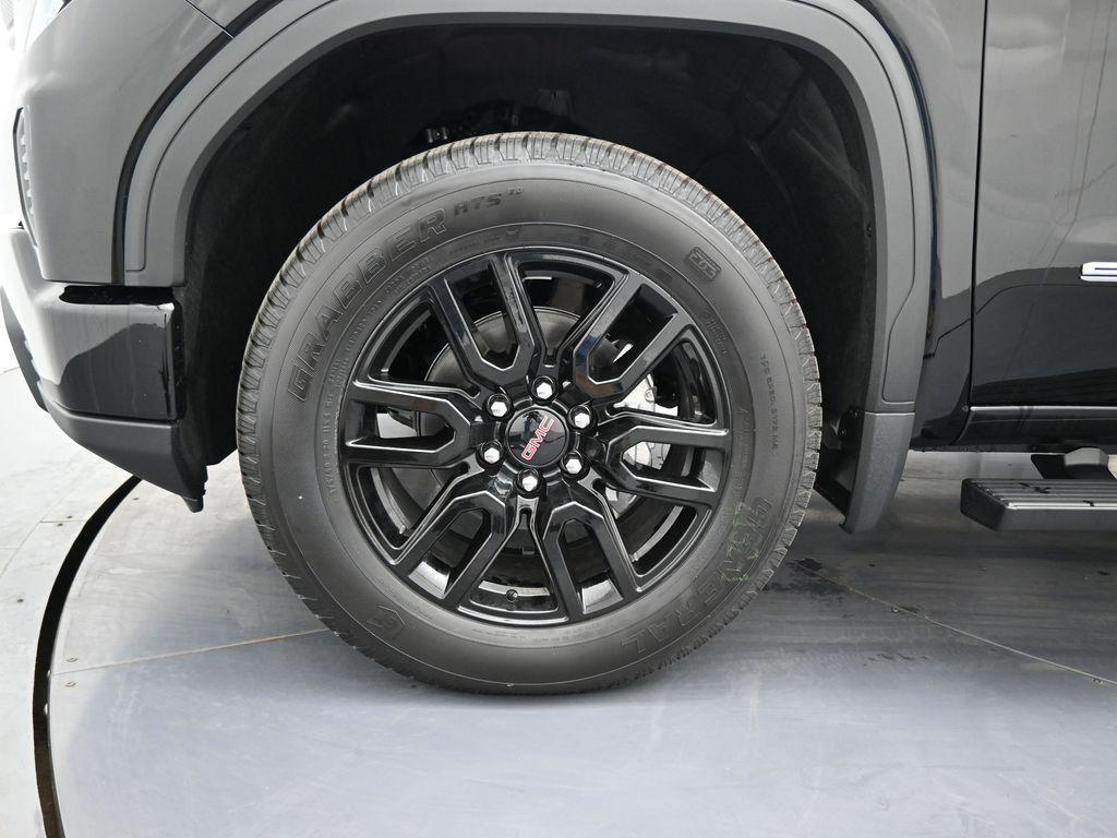 new 2026 GMC Sierra 1500 car, priced at $47,235